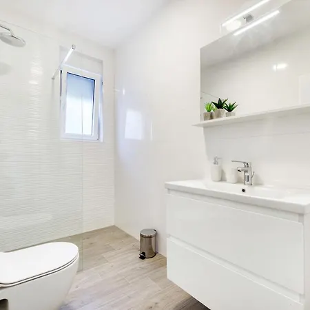 Apartman Vidalis, No 2 *