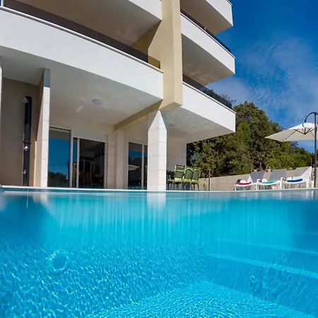 Vidalis, No 2 Apartman *